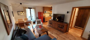 Charming holiday apartment in the Pyrenees Err